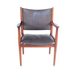 #1456 Arm Chair  in Leather by Hans Wegner,