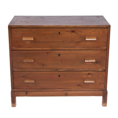 #1562 Chest