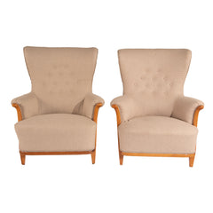 #165 Pair of Lounge Chairs