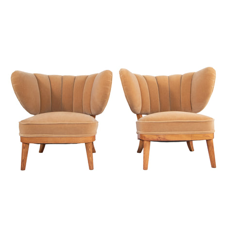 #584 Pair of Lounge Chairs by Otto Schultz