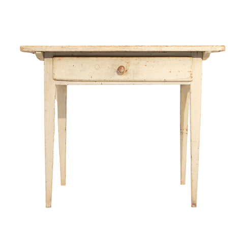 #663 Gustavian Table