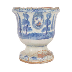 #848 Baroque Planter