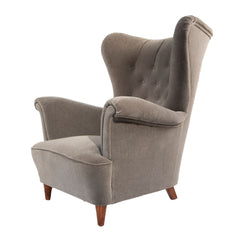 #1315 Wingback Lounge Chair in Velvet