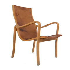 #230 Lounge chair in Leather