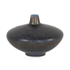 #484 Stoneware Vase by Berndt Friberg