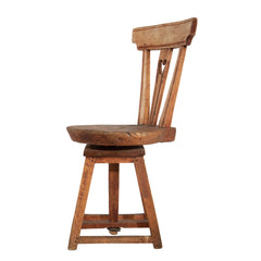 #973 Swivel Folk Chair